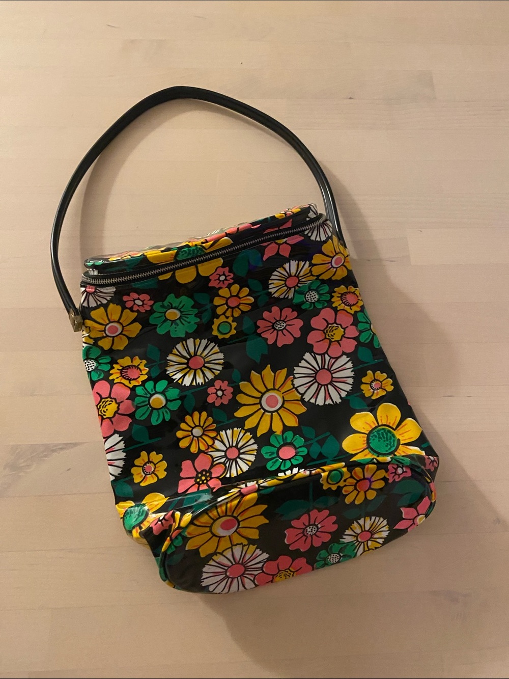 Black Floral Lunchbox Bag with Multicolor Daisy Print